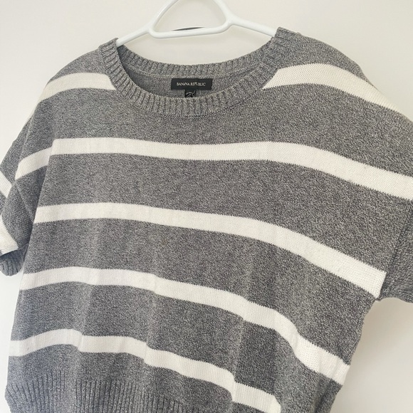 Banana Republic Sweat T-shirt - Picture 3 of 4